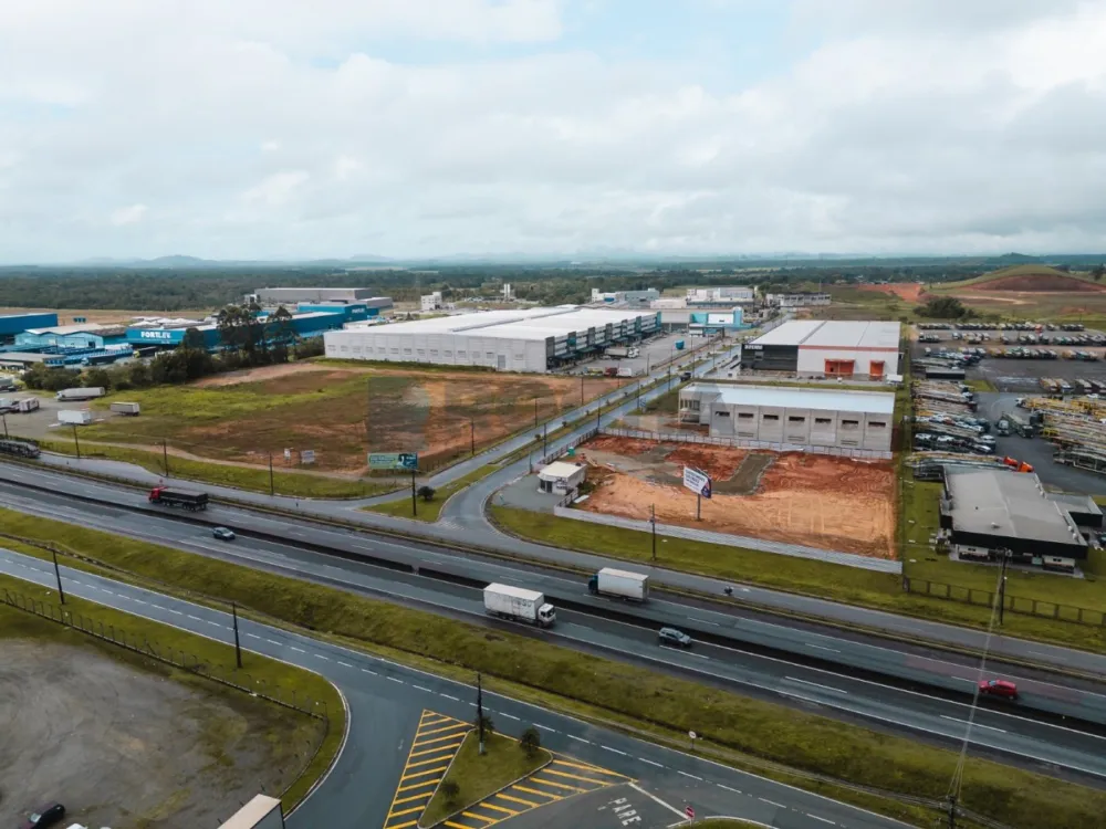 Galpão para Locação Anual no bairro Aguarde... em Araquari