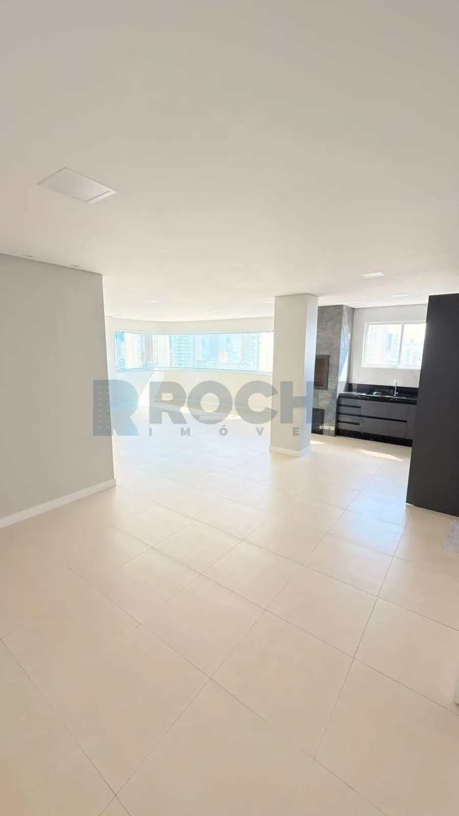 Apartamento 3 suítes para Venda no bairro Centro em Balneário Camboriú