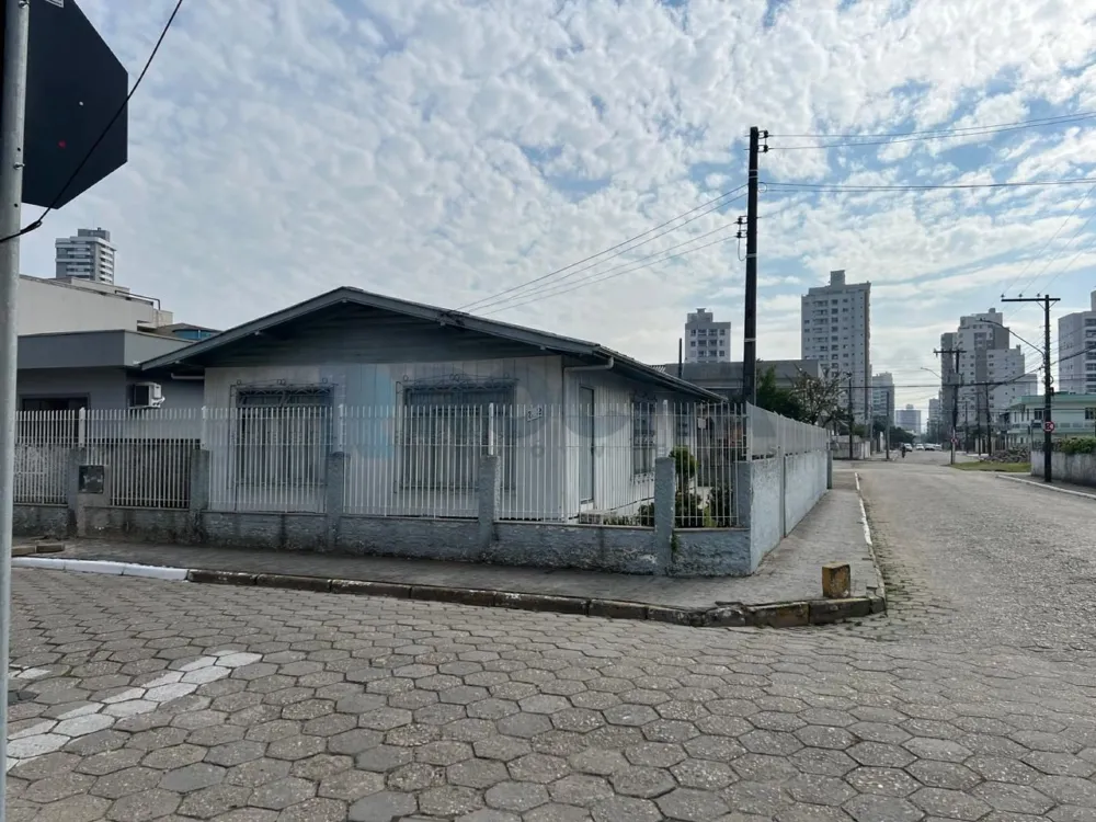 Casa para Venda no bairro São Judas em Itajaí