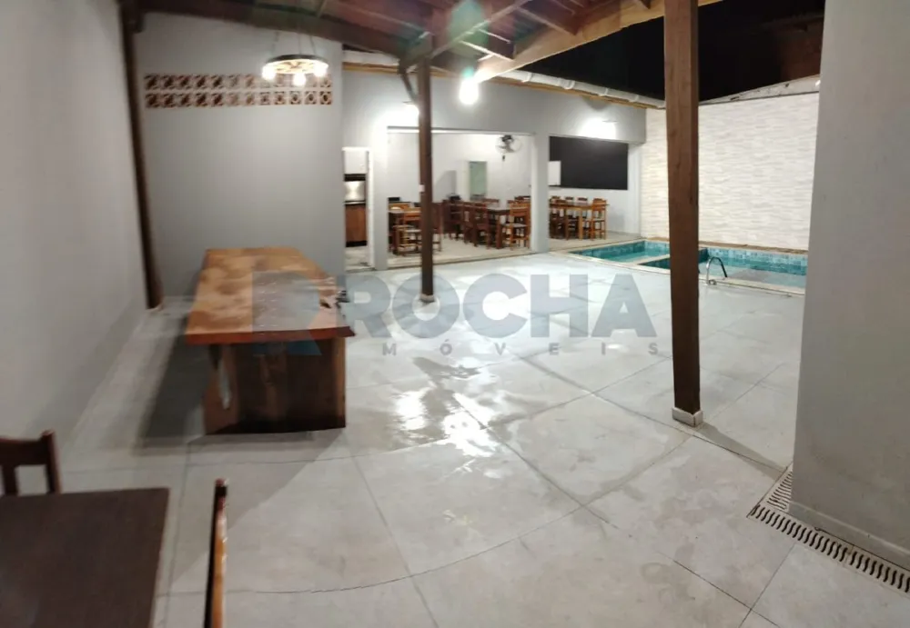 ☀️ O SEU PRÓXIMO EVENTO É AQUI! SALÃO DE FESTAS COM PISCINA NO SANTA REGINA – ITAJAÍ/SC 🎉