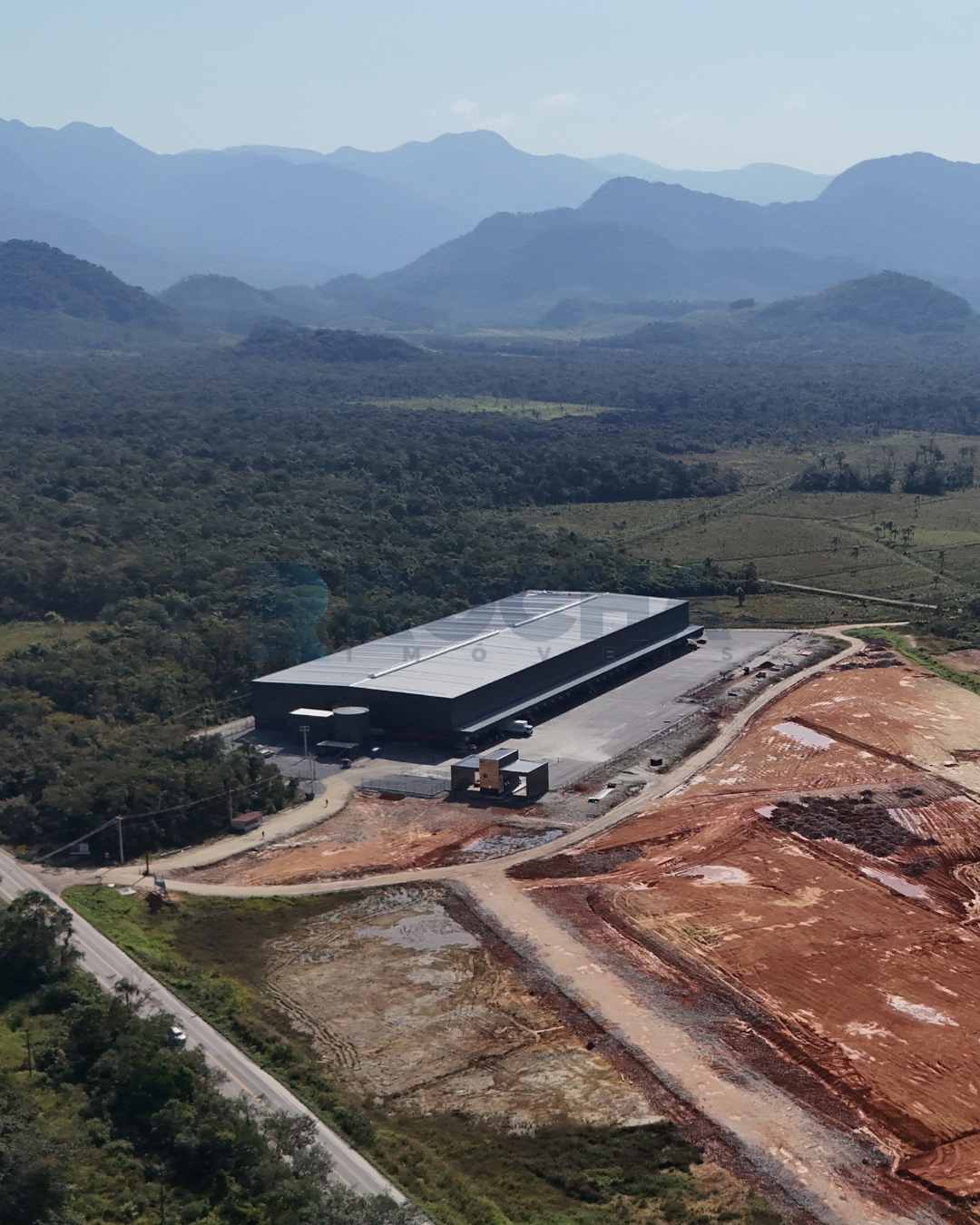 Galpão para Locação Anual no bairro Urubuquara em Garuva