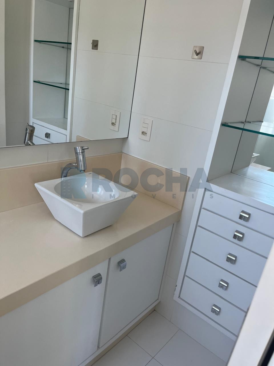 Apartamento Rua Lauro Muller Edifício Sant Moritz Pronto para morar 