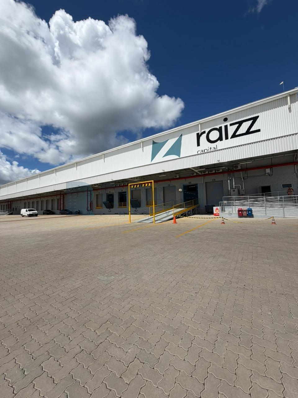 Galpão para Locação Anual em ITAJAI