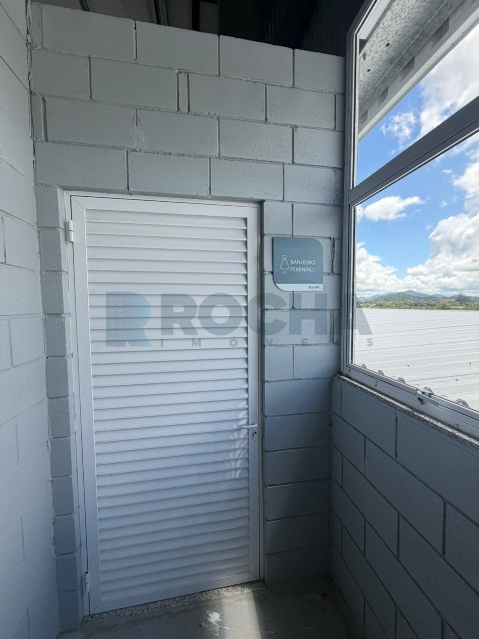 Galpão para Locação Anual em ITAJAI