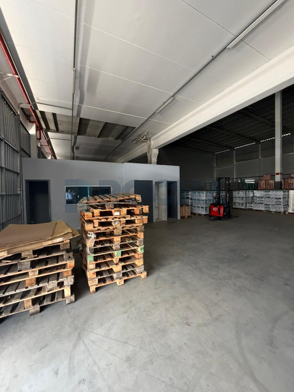 Galpões modulares para locação em Itajaí