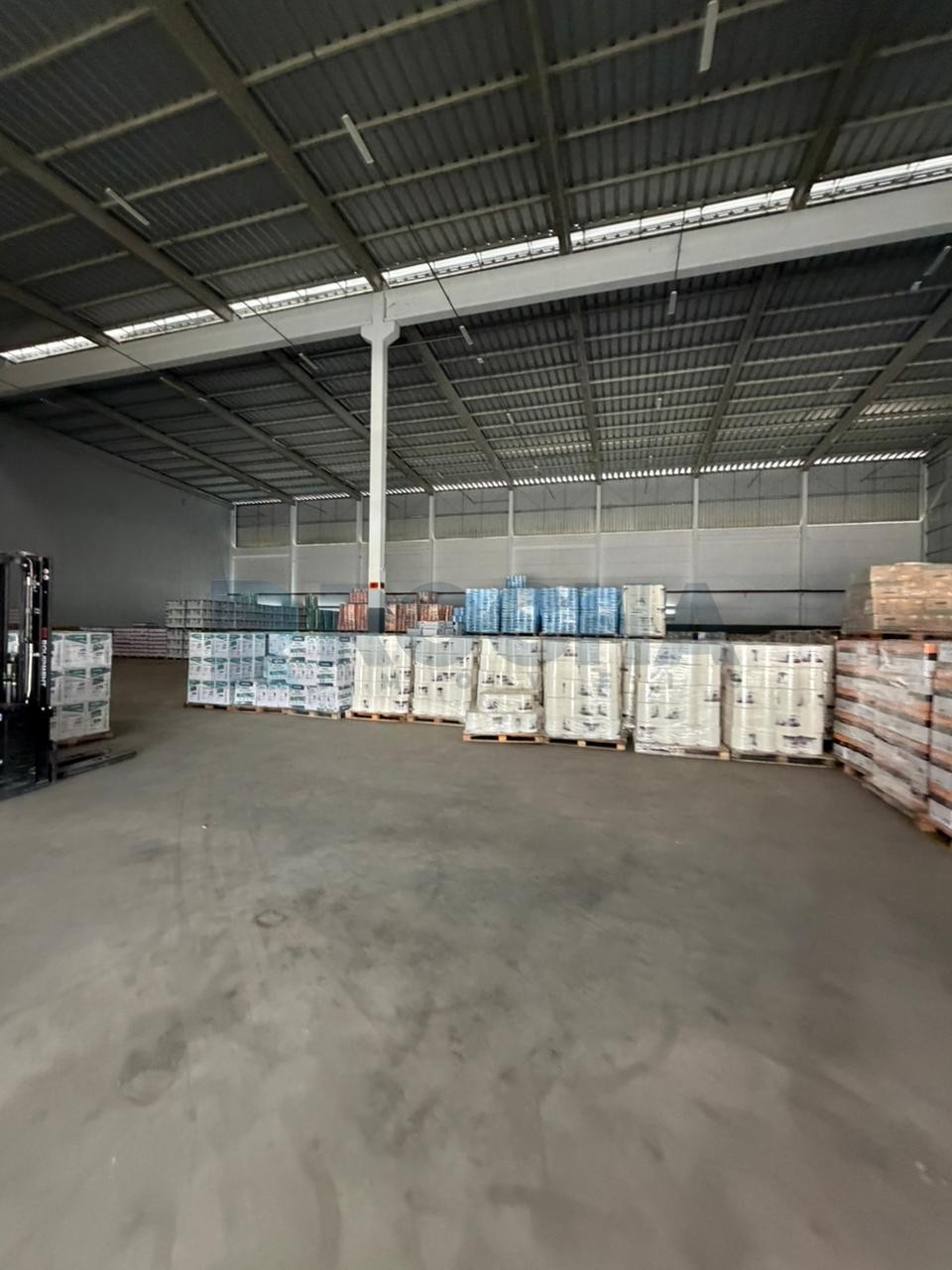 Galpões modulares para locação em Itajaí