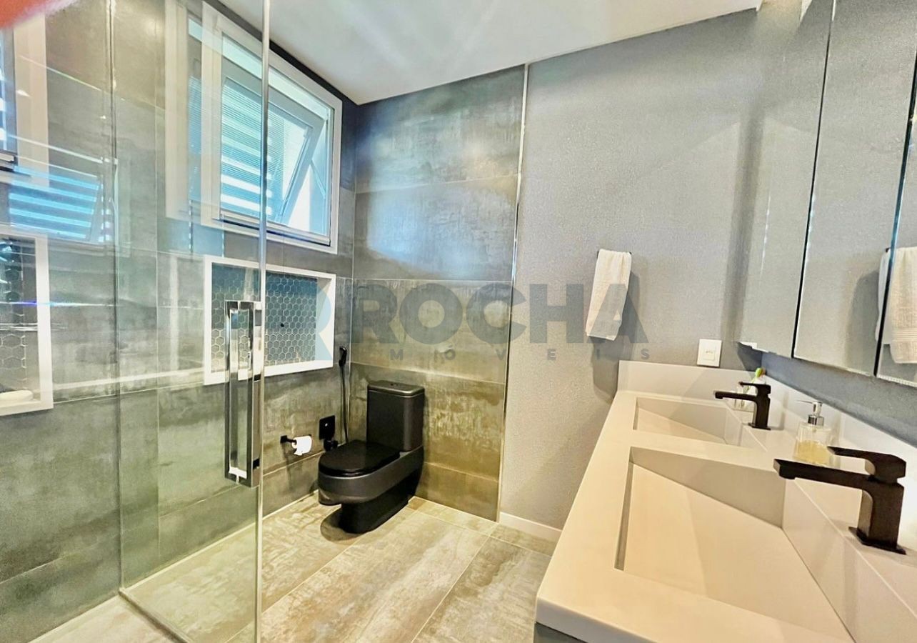 Casa 4 quartos para Venda no bairro Fazendinha em Itajaí