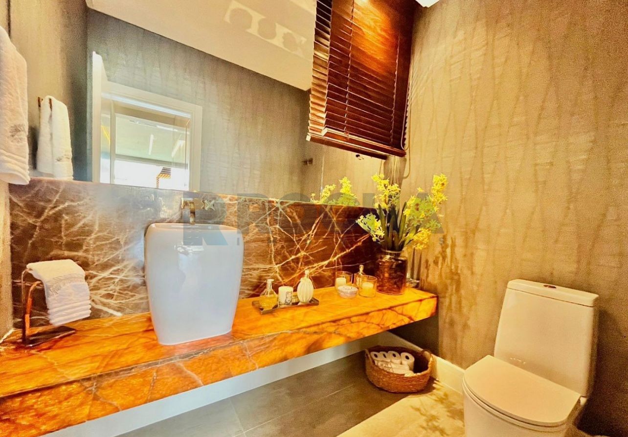 Casa 4 quartos para Venda no bairro Fazendinha em Itajaí