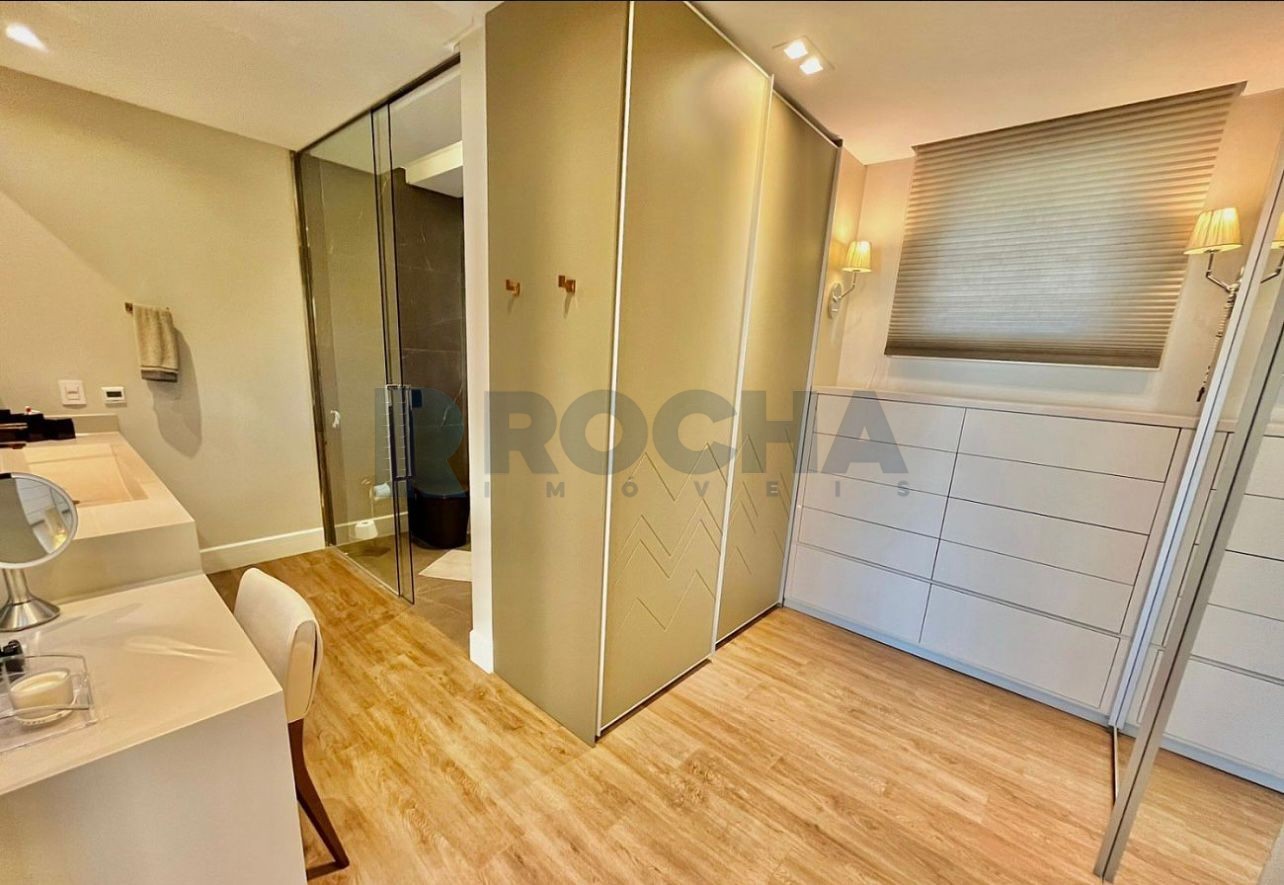 Casa 4 quartos para Venda no bairro Fazendinha em Itajaí