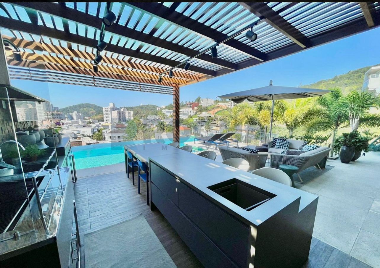 Casa 4 quartos para Venda no bairro Fazendinha em Itajaí