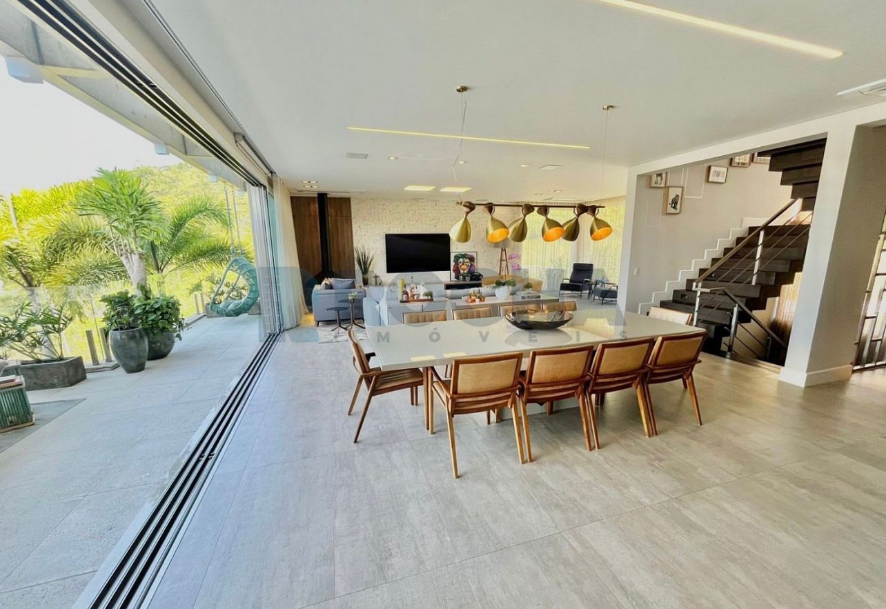 Casa 4 quartos para Venda no bairro Fazendinha em Itajaí