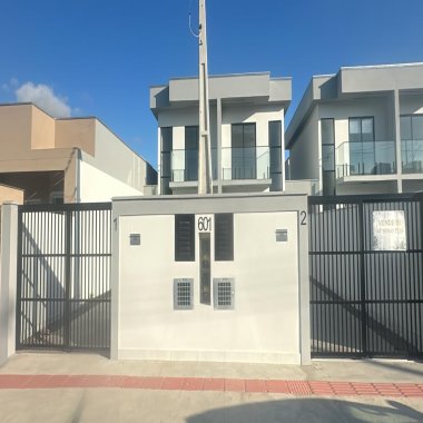 Casa 2 quartos para Venda no bairro Rio do Meio em Itajaí