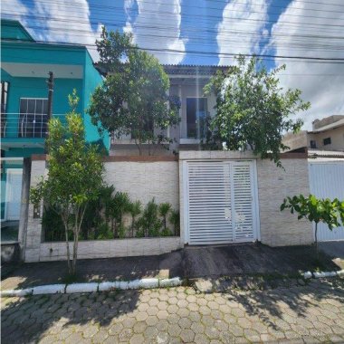 Casa duplex 3 quartos 1 suíte - Bairro Murta - Itajaí 