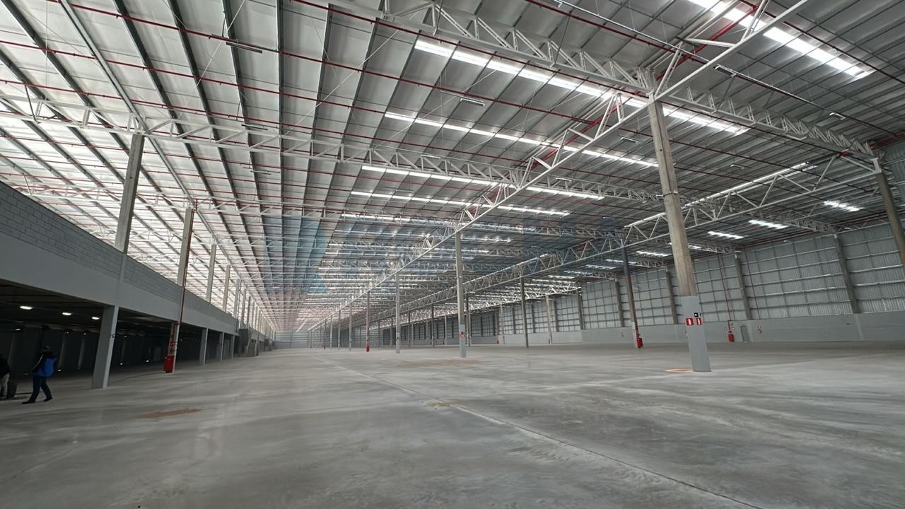 Galpão para Locação Anual no bairro Brilhante I em Itajaí