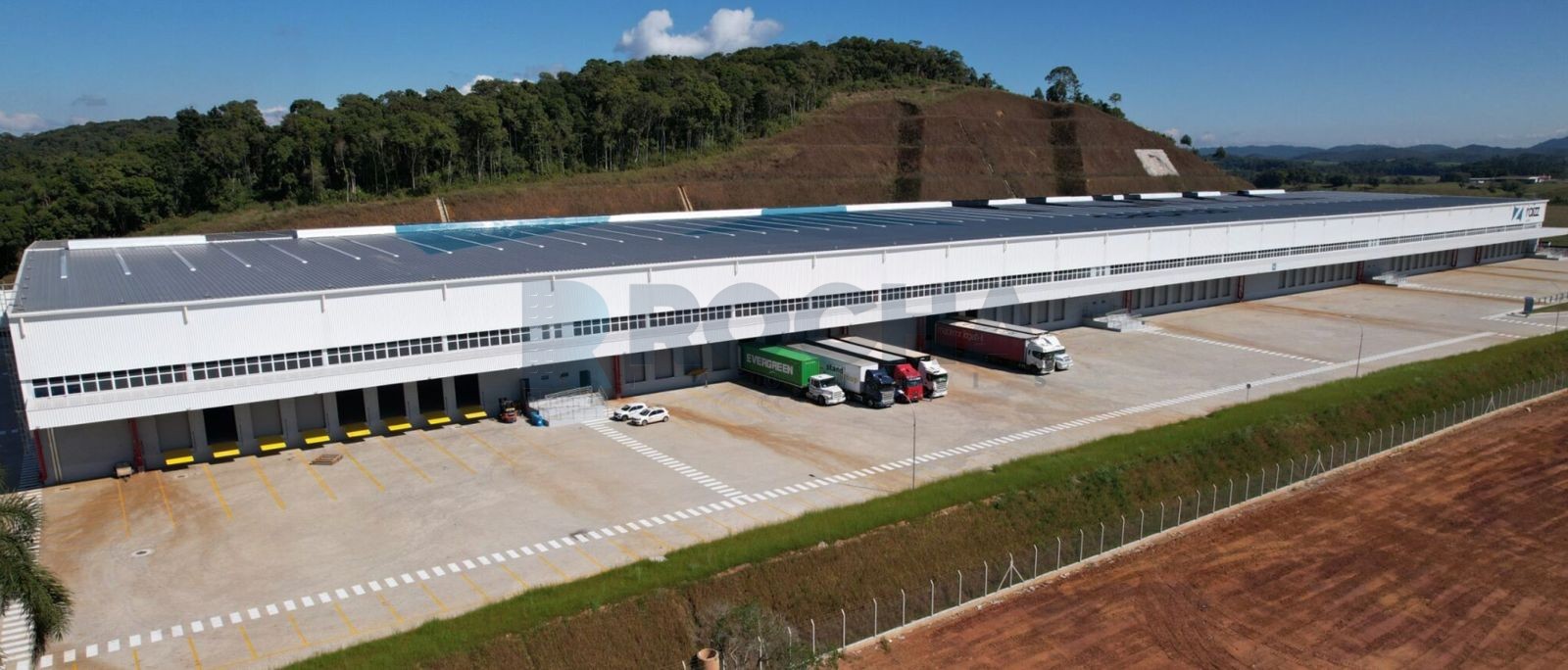 Galpão para Locação Anual no bairro Brilhante I em Itajaí