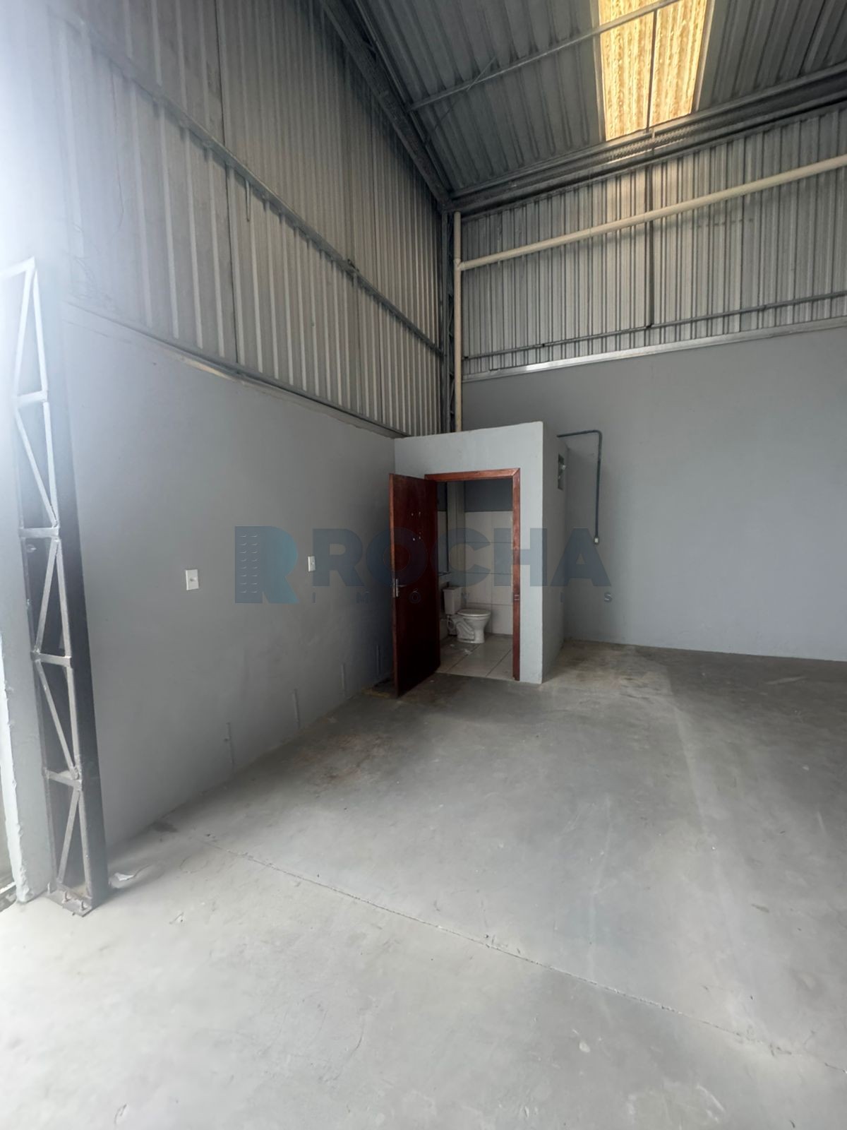 Galpão para Locação Anual no bairro São Vicente em Itajaí