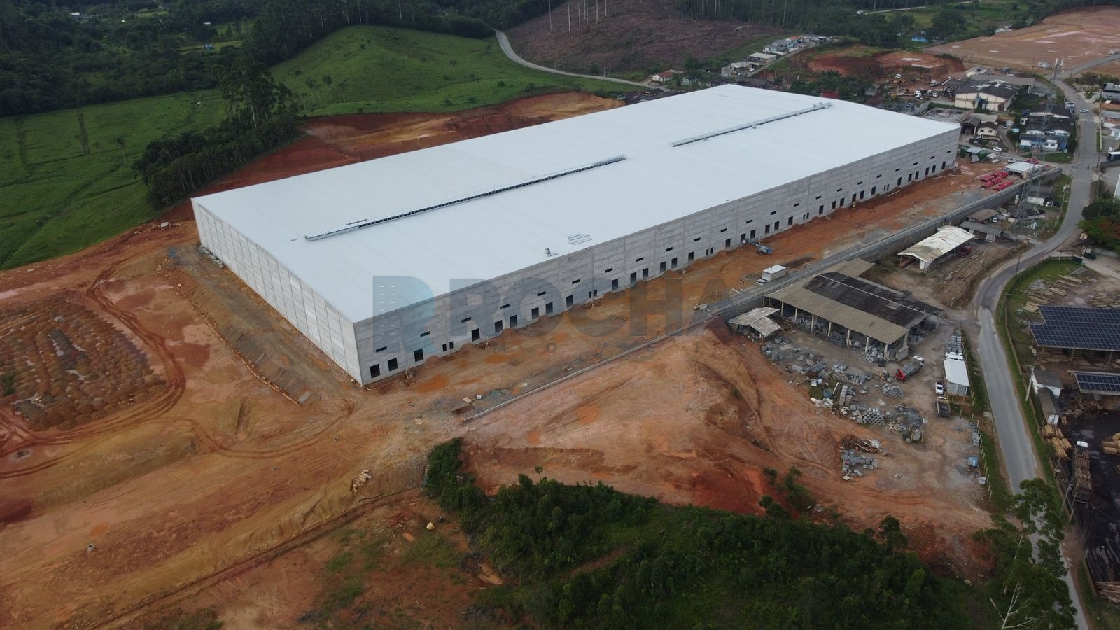 Galpão para Locação Anual no bairro Canhanduba em Itajaí