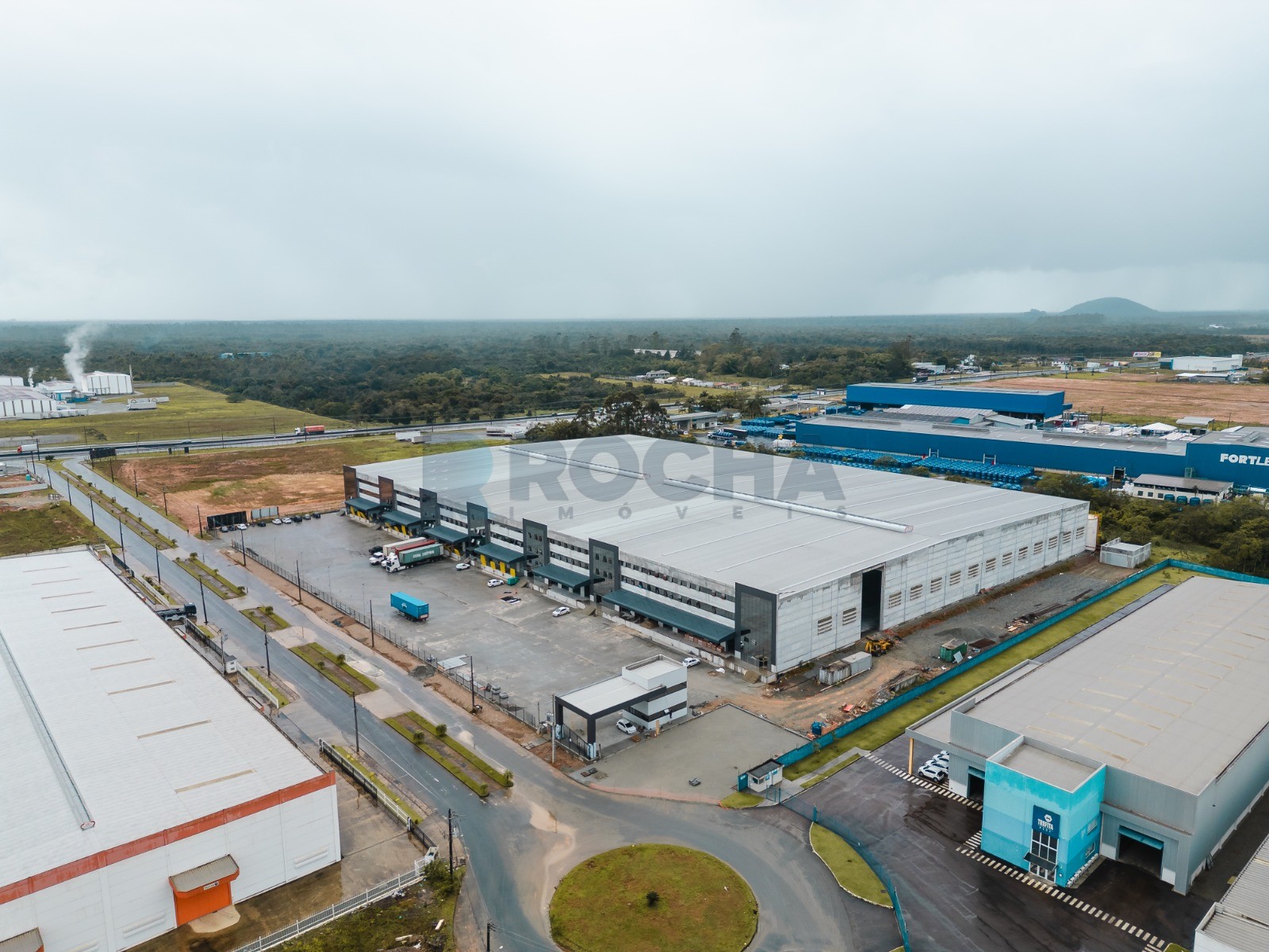 Galpão para Locação Anual no bairro Aguarde... em Araquari