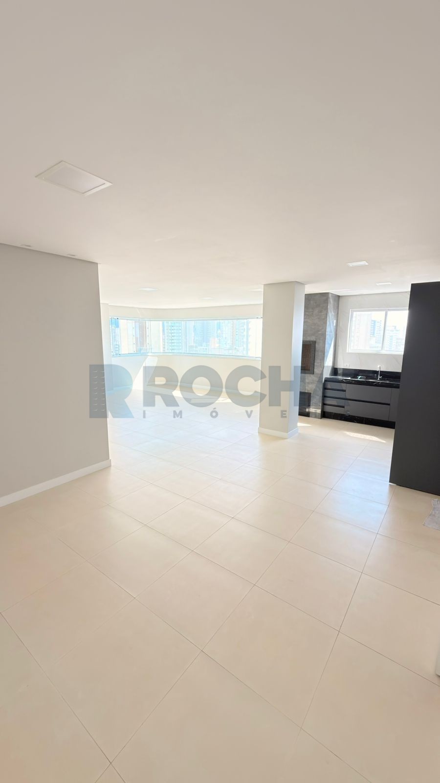 Apartamento 3 suítes para Venda no bairro Centro em Balneário Camboriú