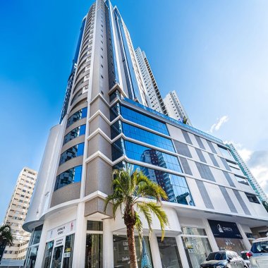 Apartamento 3 suítes para Venda no bairro Pioneiros em Balneário Camboriú