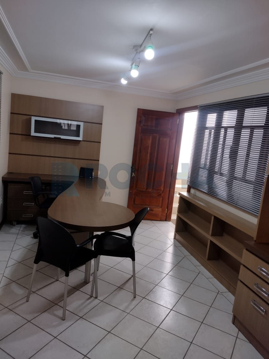 Galpão para Locação Anual no bairro Nações em Balneário Camboriú