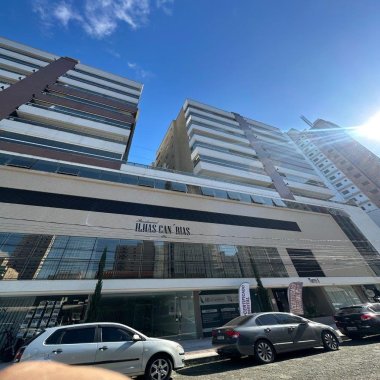 APARTAMENTO 2 SUÍTES - DUAS VAGAS PRIVATIVAS - MEIA PRAIA - ITAPEMA