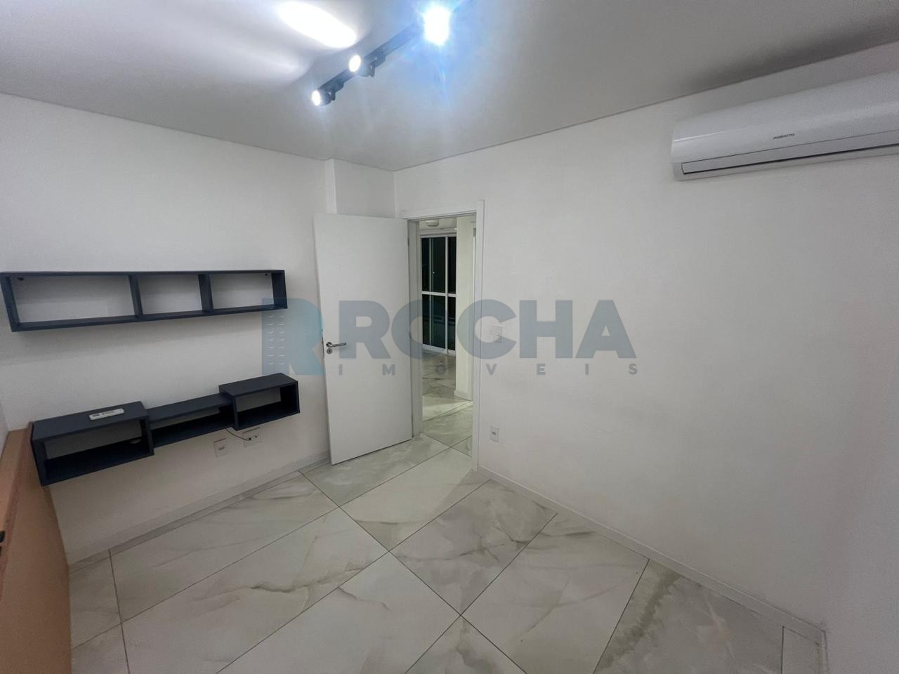 Apartamento 2 quartos para Venda no bairro Cordeiros em Itajaí