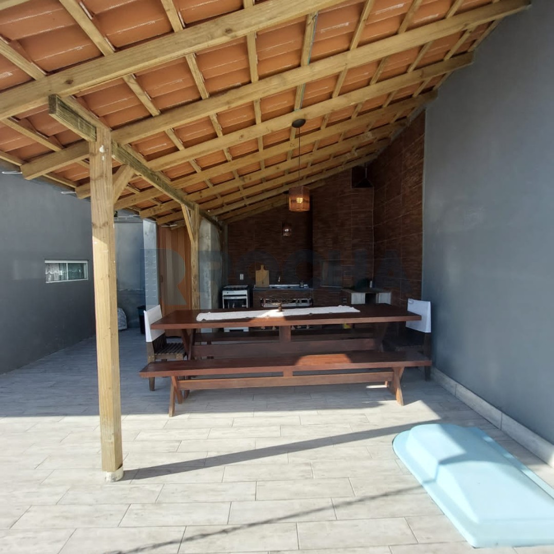 Chalé e Casa para Venda  em Balneário Piçarras