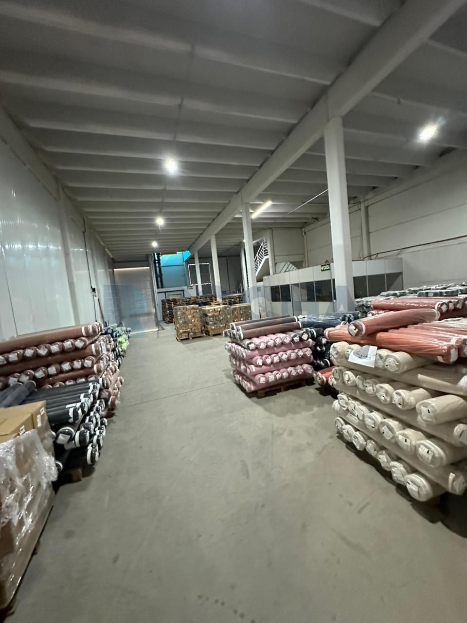 Galpão para Locação Anual no Sardanha Trade Park 